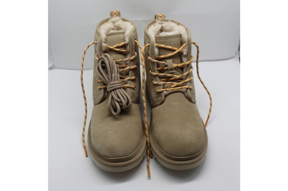 NWOT UGG Neumel Cream High Heritage Insulated Suede Casual Winter Ankle Boots